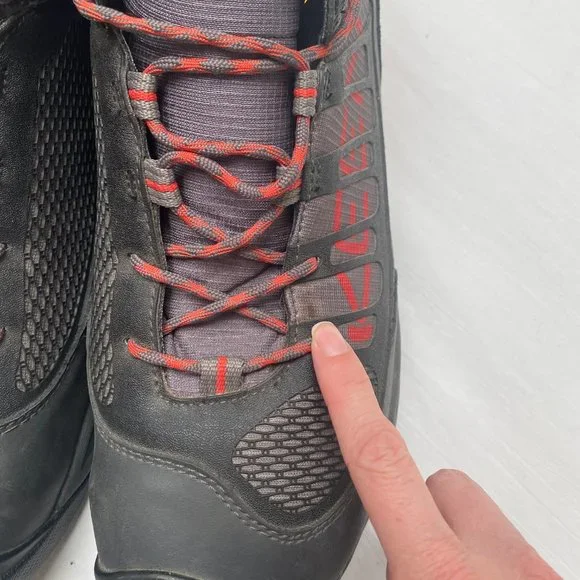 Keen - Black, Laceup, Waterproof Durable Hiking Shoes, Mens Size 13 - Picture 12 of 14